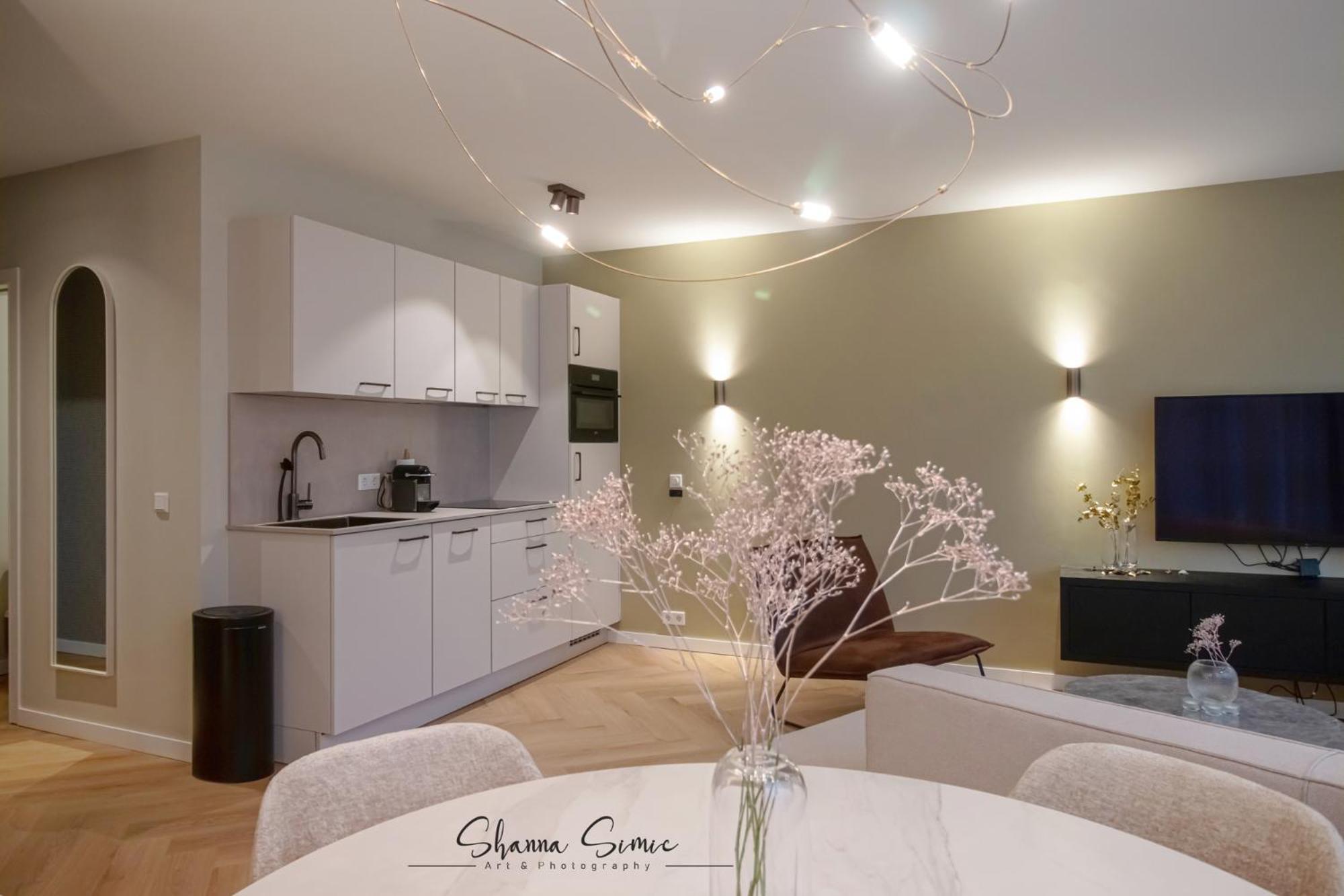 Aparthotel Boutique By Urban Home Stay Алкмаар Екстериор снимка